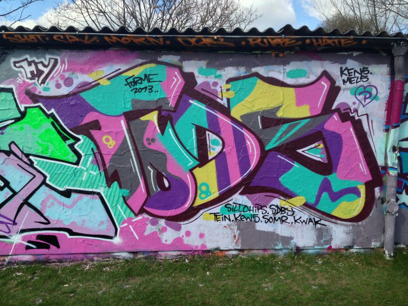 Graffiti Wall - Photo by Forme193 - Tods, forme, Hy