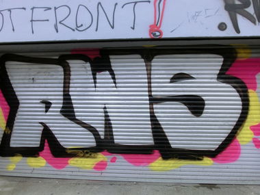 Graffiti Bombing in Bonn - Photo by Frame - RWS