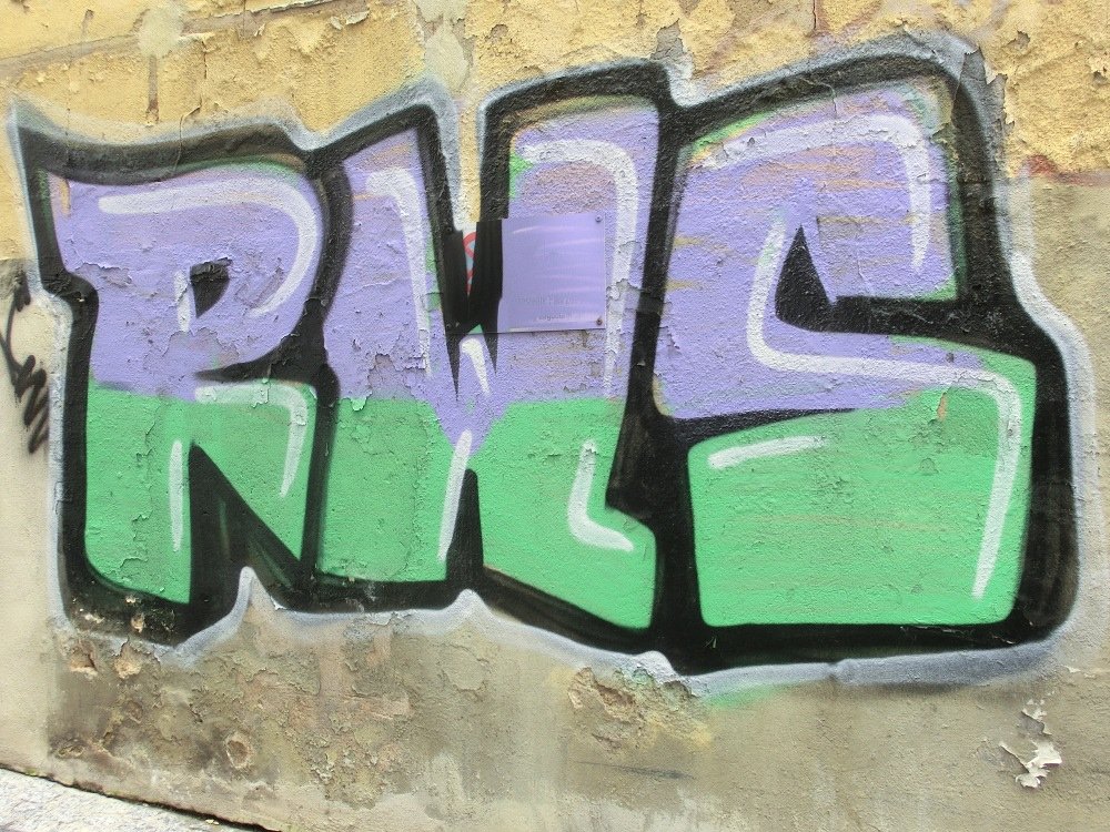 Graffiti Bombing in Bonn - Photo by Frame - RWS