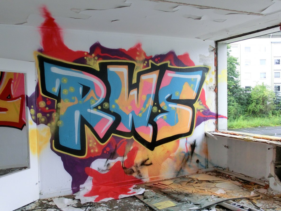 Graffiti Wall in Bonn - Photo by Frame - RWS, Lone (2013)