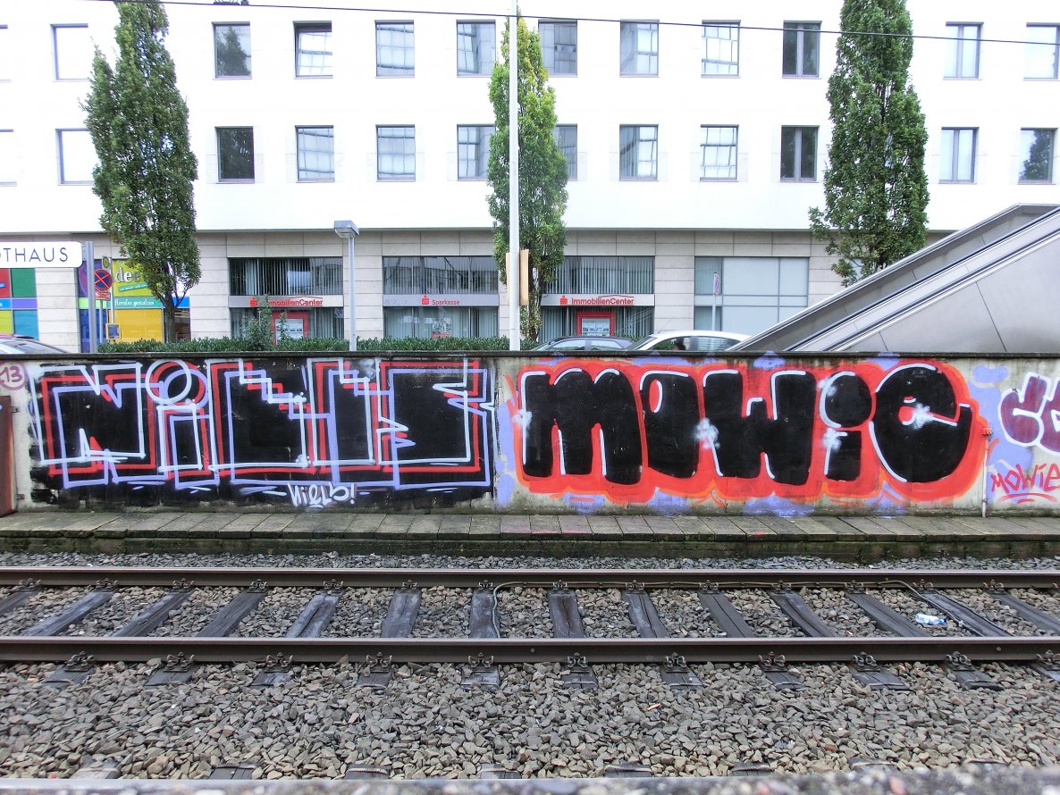 Graffiti Wall in Bonn - Photo by Frame - Niels, Mowie (2013)