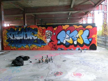 Graffiti Wall - Photo by Frame - Frame, Frm (2013)