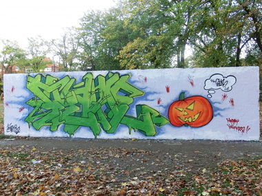 Graffiti Wall in Bonn - Photo by Frame - Frame, Frm (2013)