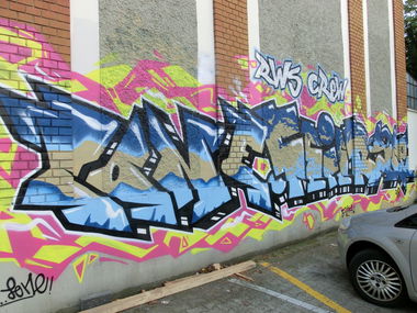 Graffiti Wall in Bonn - Photo by Frame - Lone, Feier, Feia