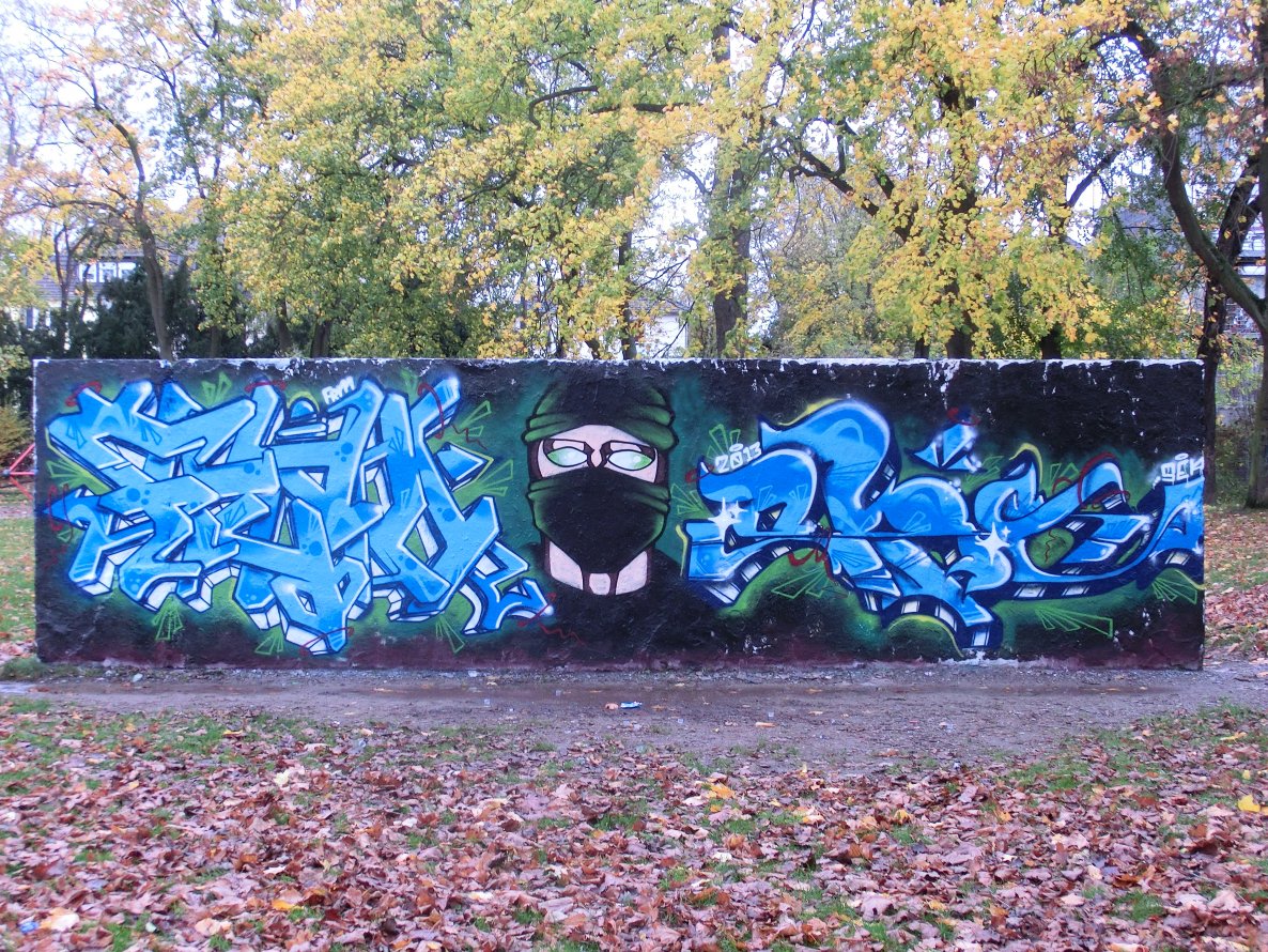 Graffiti Wall in Bonn - Photo by Frame - Frame, Frm, Sea (2013)