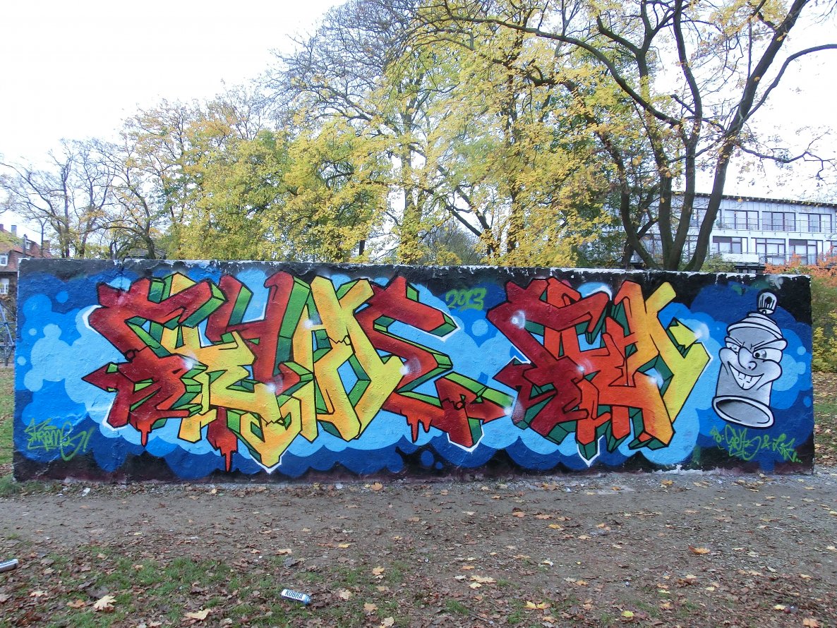 Graffiti Wall in Bonn - Photo by Frame - Frame, Frm (2013)