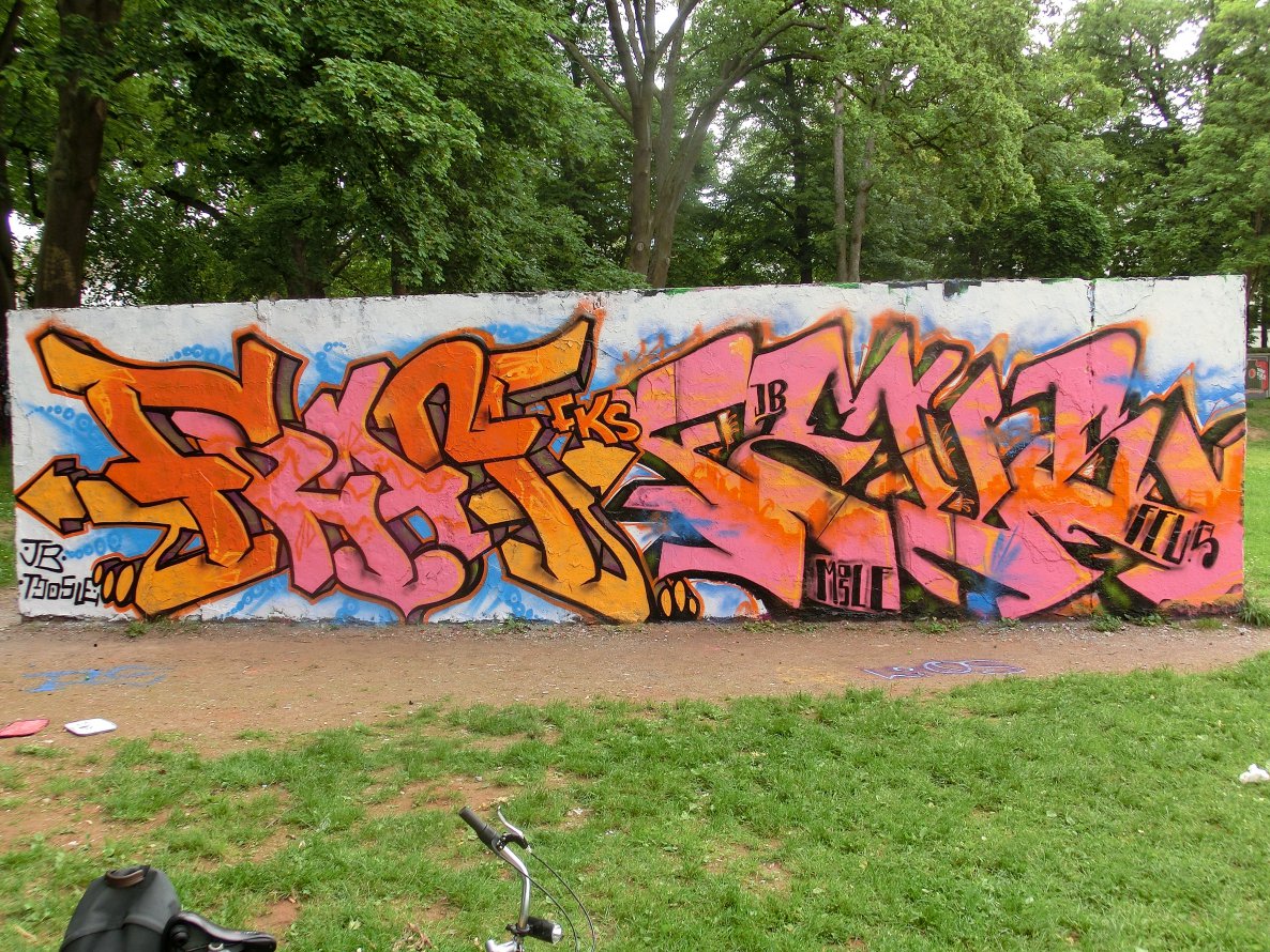 Graffiti Wall in Bonn - Photo by Frame - Fram, Feus, FKS (2014)