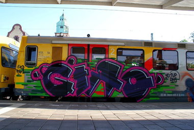 Graffiti Train - Photo by FrankfurtHG - Giro, 1up, DNS (2013)
