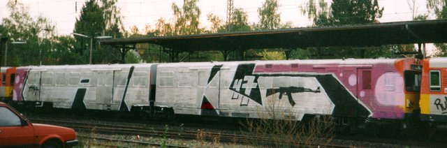 Graffiti Train - Photo by FrankfurtHG - AK47, Ak47, AK (2013)