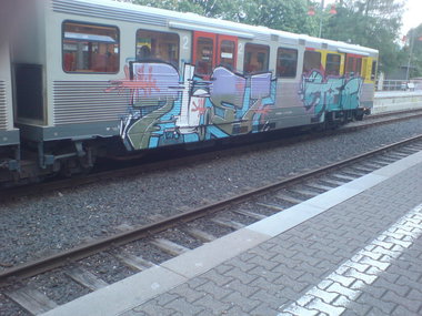 Graffiti Train - Photo by FrankfurtHG - Taunusbahn, Just, Treno