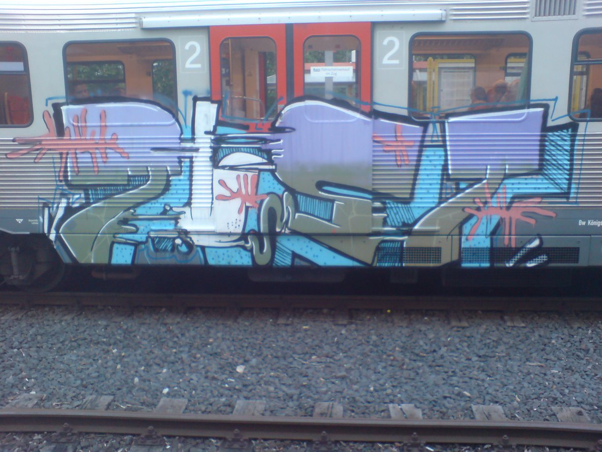 Graffiti Train - Photo by FrankfurtHG - Taunusbahn, Just, JUST