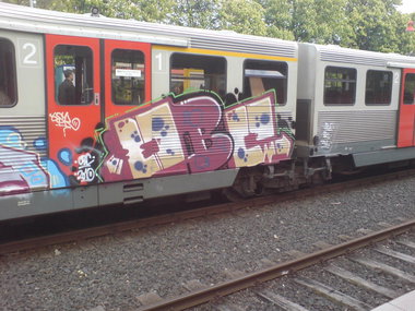 Graffiti Train - Photo by FrankfurtHG - OBC, Crew, Taunusbahn (2010)