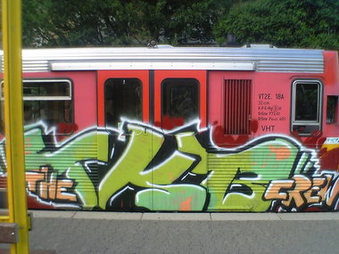 Graffiti Train - Photo by FrankfurtHG - Alte, Taunusbahn, The