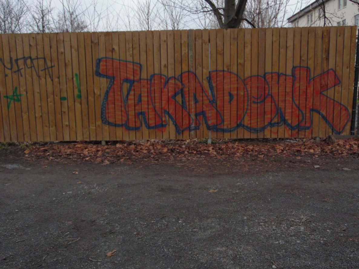 Graffiti Wall - Photo by FrankfurtMaximal - Taka, denk, frankfurt