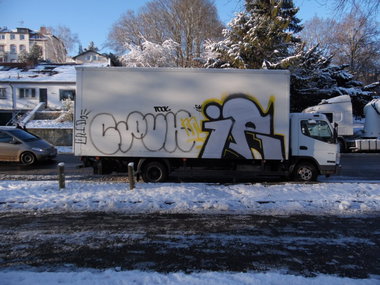 Graffiti Bombing - Photo by FrankfurtMaximal - Ir, Cpuk, Vandal