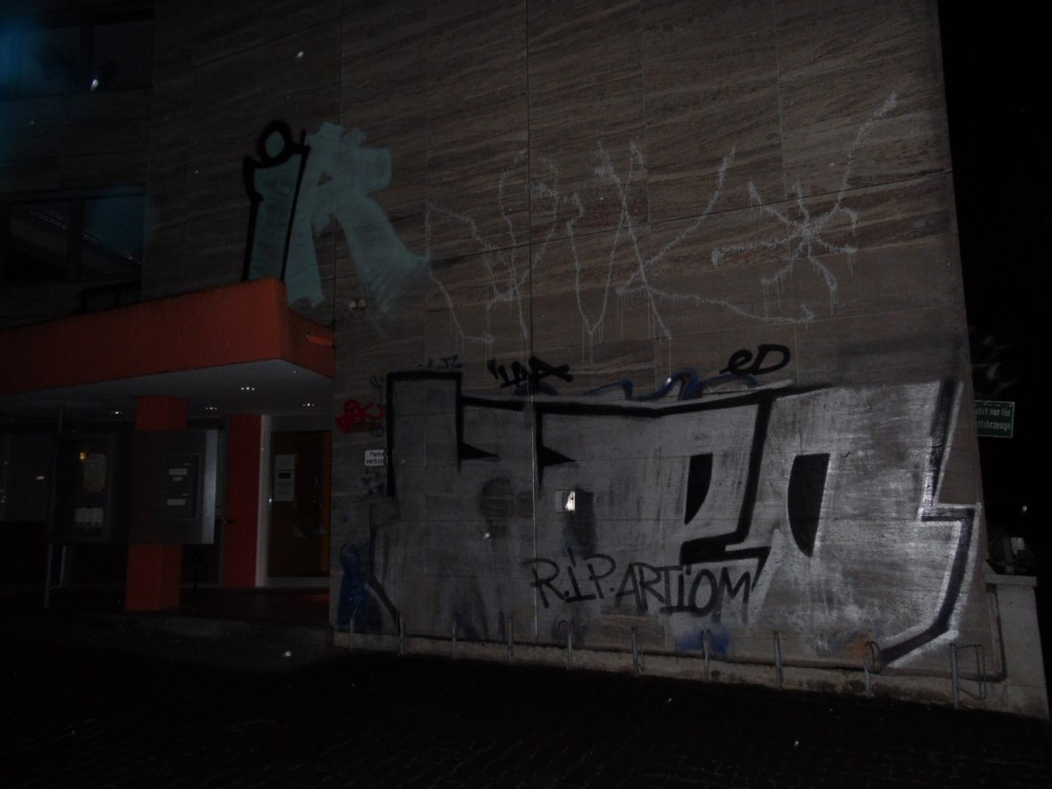 Graffiti Wall - Photo by FrankfurtMaximal - Ir, Cpuk, Iaa