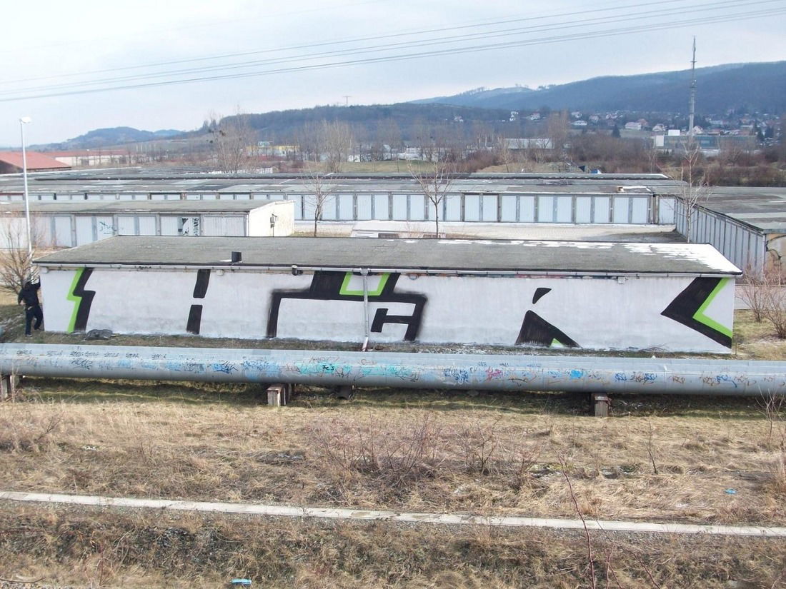 Graffiti Bombing - Photo by FreakHcr - HCR