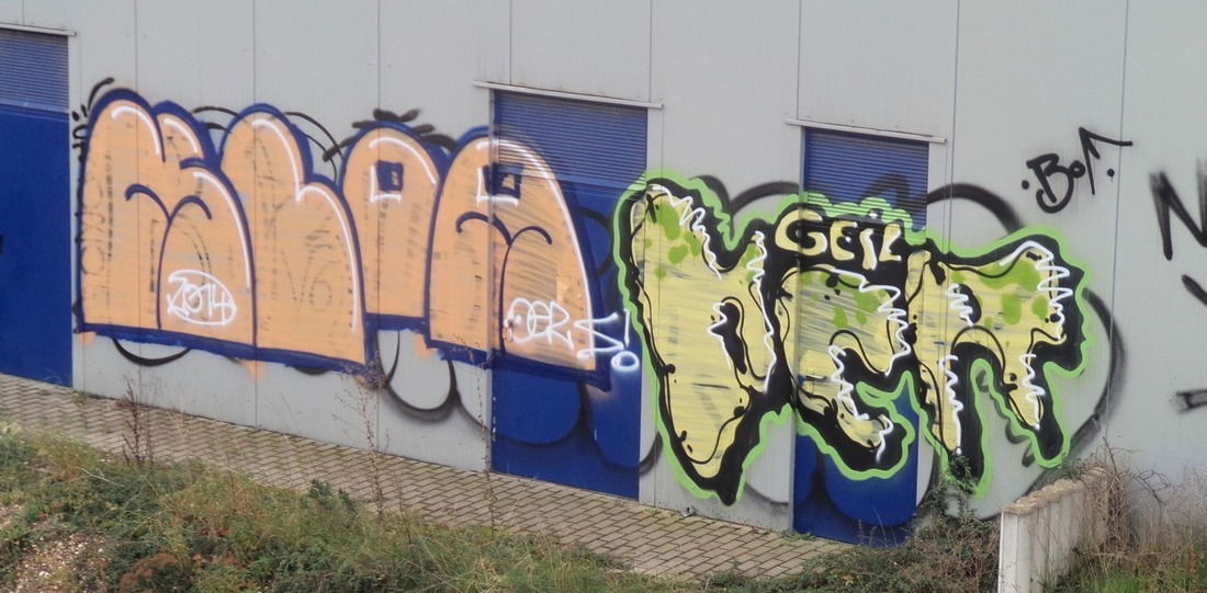 Graffiti Bombing - Photo by FreakHcr - Kloa, HCR (2015)