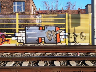 Graffiti Bombing - Photo by FreakHcr - HCR (2014)