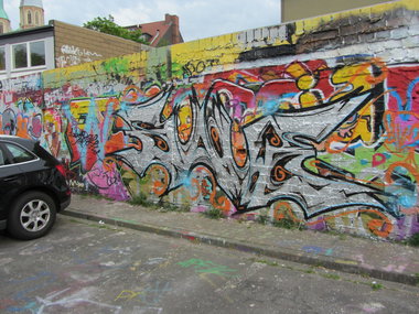 Graffiti Wall - Photo by Freiesgegeister - Save, Chrome, Markthalle (2015)