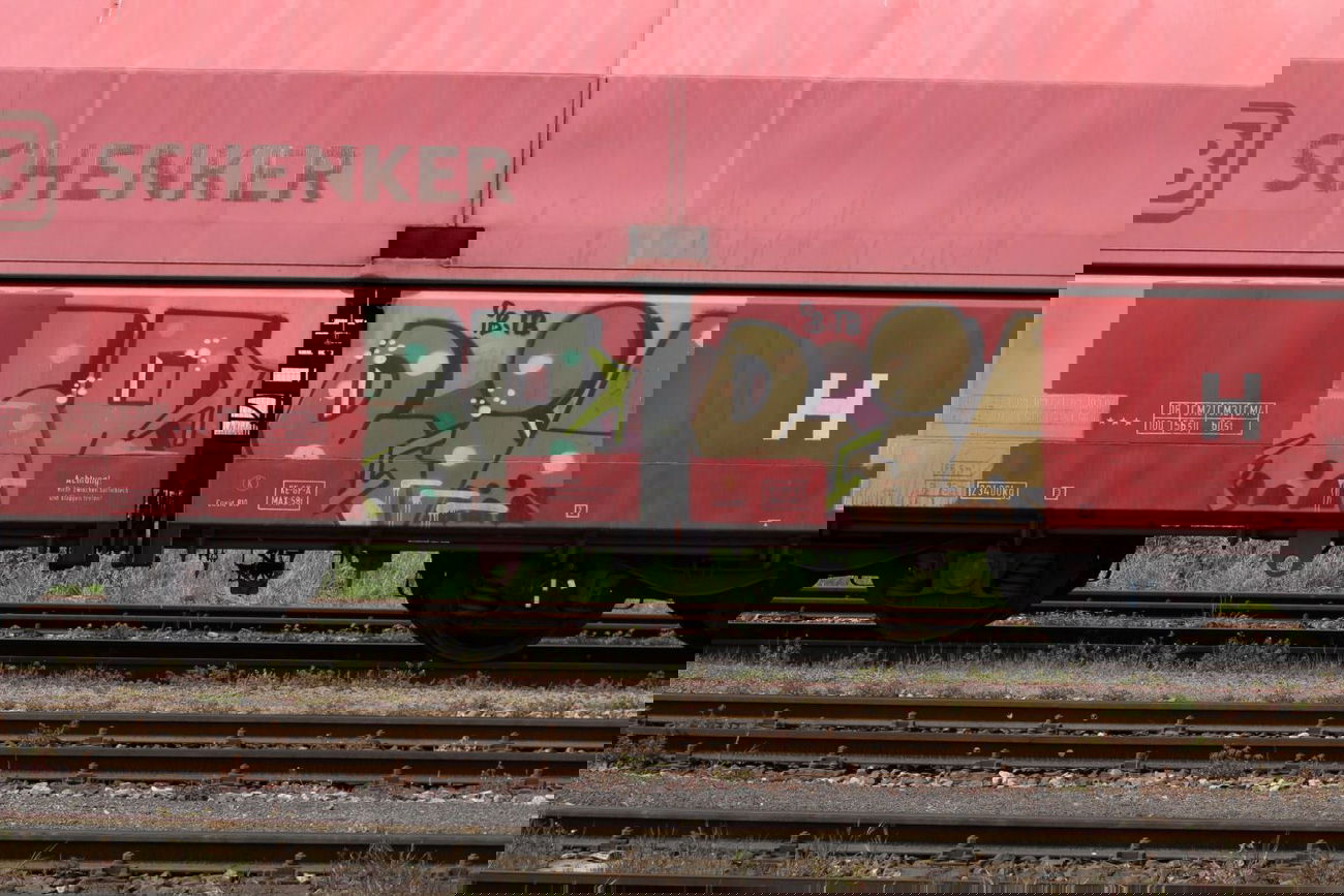 Graffiti Train - Photo by FreightsRipper - tarif, fr8, freight