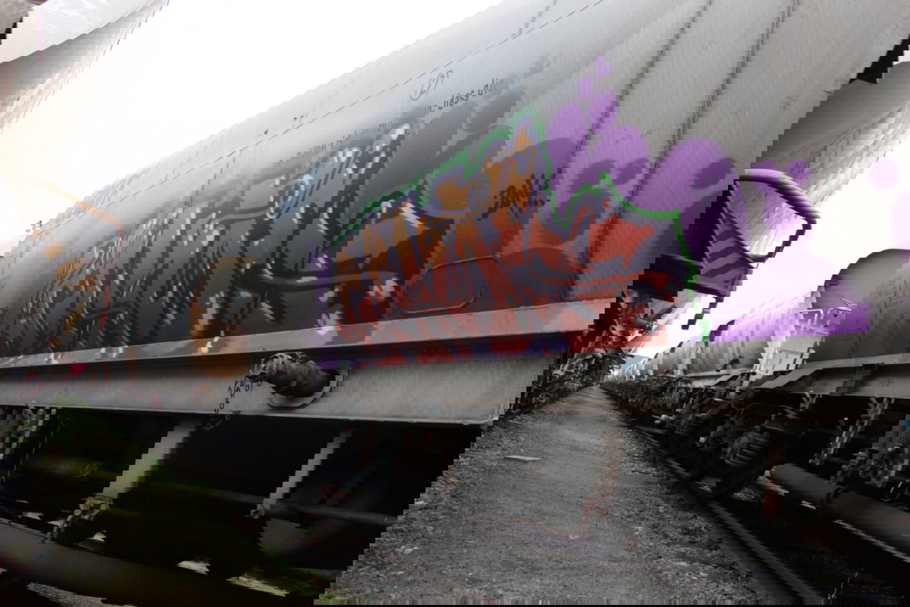 Graffiti Train - Photo by FreightsRipper - gekoe, fr8, freight