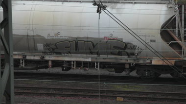 Graffiti Train - Photo by FreightsRipper - fume, fr8, freight