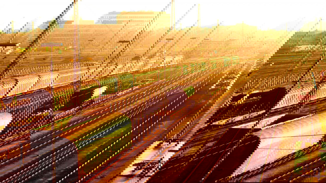 Graffiti Artwork - Photo by FreightsRipper - freight, fr8, atmosphere