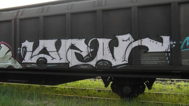 Graffiti Train - Photo by FreightsRipper - lazor, freight, fr8