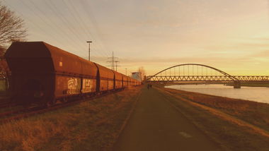 Graffiti Artwork - Photo by FreightsRipper - fr8, freight, yard