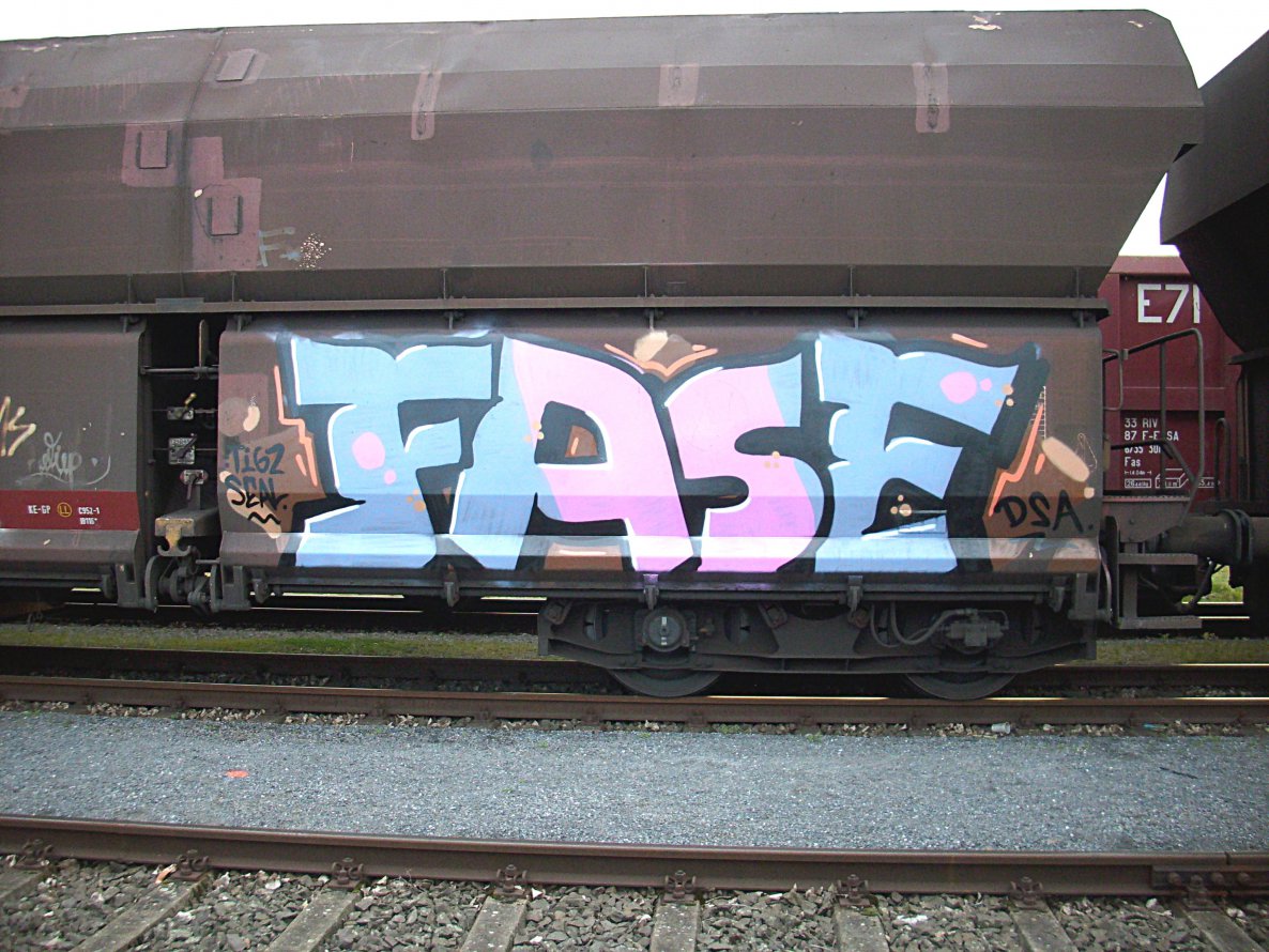 Graffiti Train - Photo by FreightsRipper - fase, freight, train