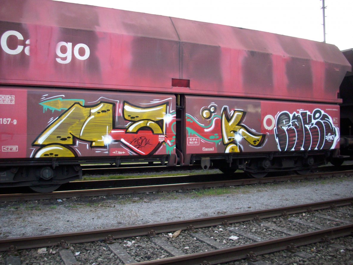 Graffiti Train - Photo by FreightsRipper - mank, rakis, fr8