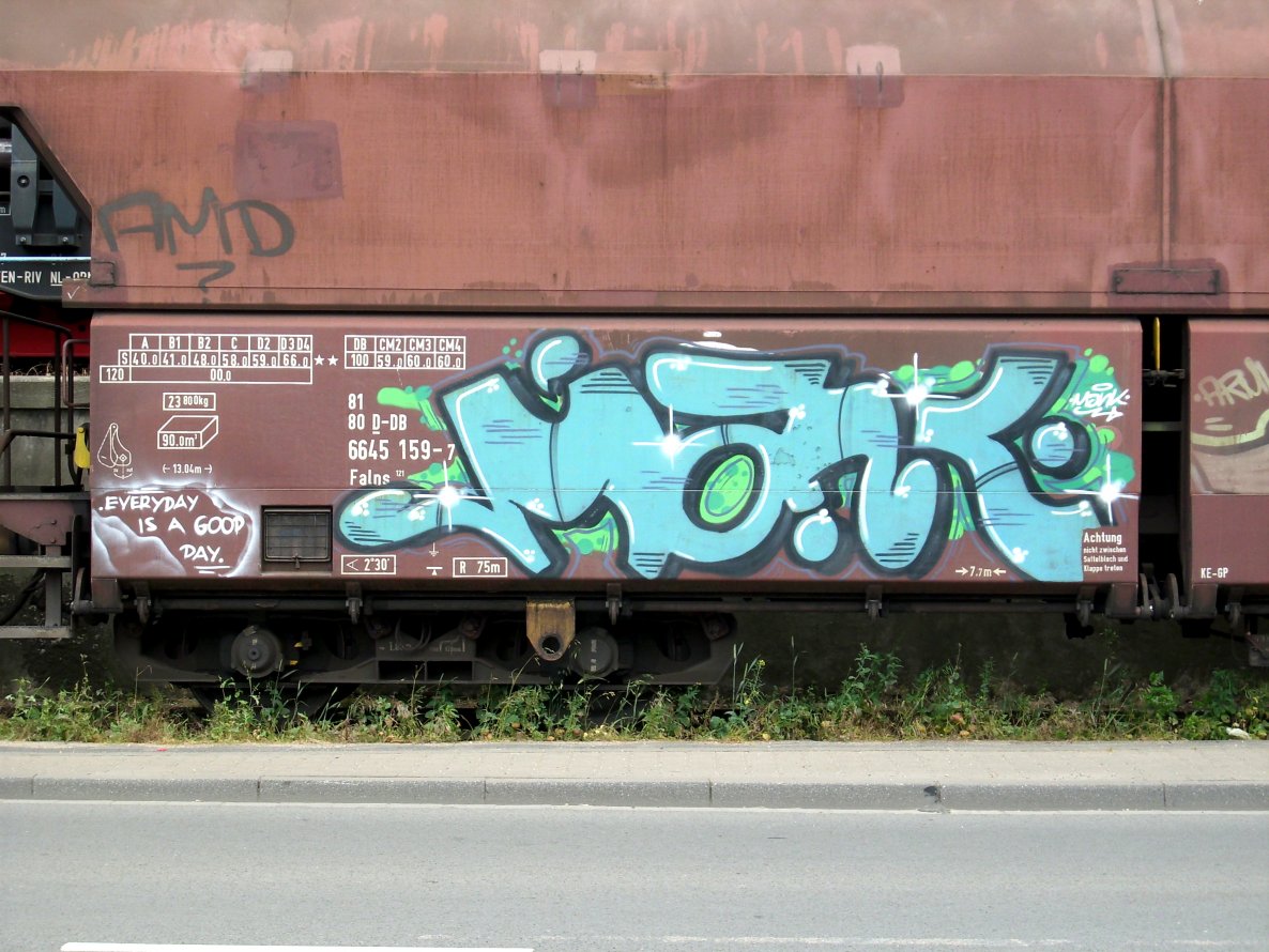 Graffiti Train - Photo by FreightsRipper - mank, fr8, freight