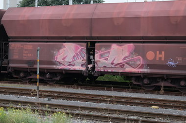 Graffiti Train - Photo by FreightsRipper - chas, fr8, freight