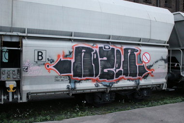 Graffiti Train - Photo by FreightsRipper - rozer, fr8, freight