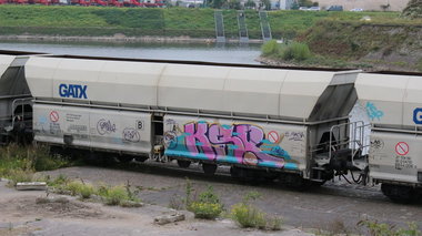 Graffiti Train - Photo by FreightsRipper - ksr, fr8, freight