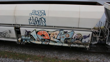 Graffiti Train - Photo by FreightsRipper - jest, fr8, freight