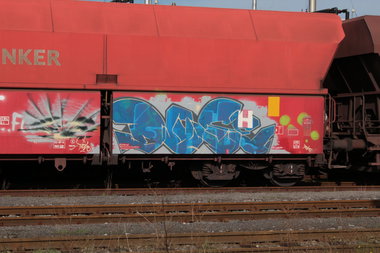 Graffiti Train - Photo by FreightsRipper - dose, fr8, freight