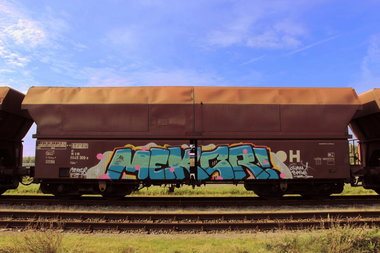 Graffiti Train - Photo by FreightsRipper - meksr, fr8, freight