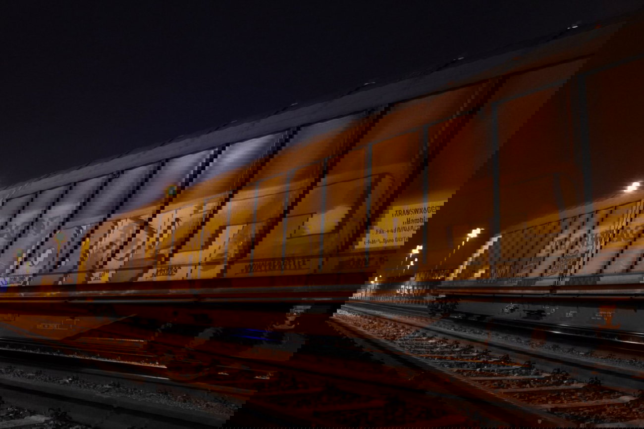 Graffiti Train - Photo by FreightsRipper - obart, barto, freight