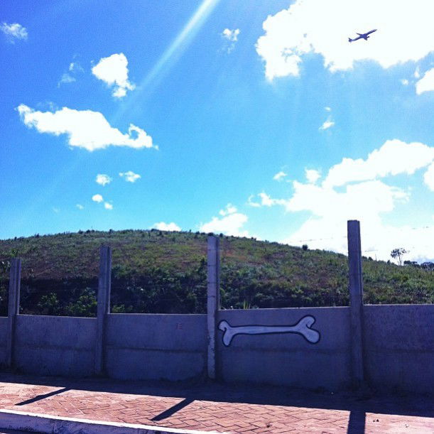 Graffiti Bombing in Salvador - Photo by Freshfunkbone