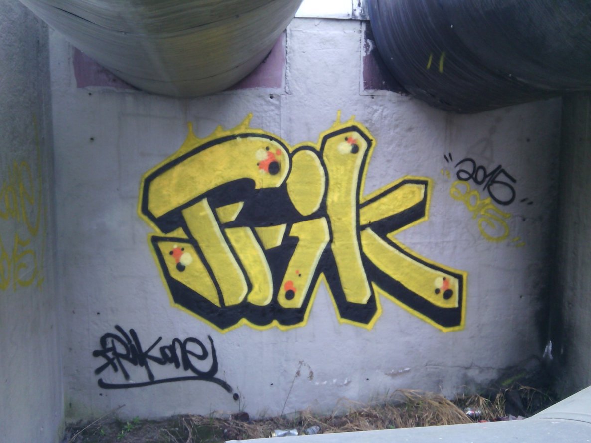 Graffiti Wall - Photo by Frikone (2015)