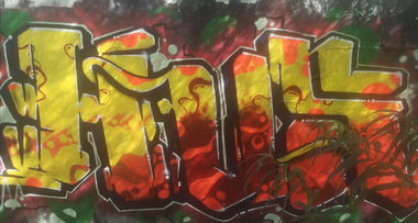 Graffiti Wall - Photo by Frizeart77