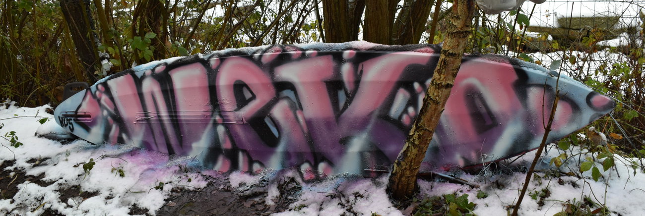 Graffiti Wall - Photo by Frizeart77 (2012)