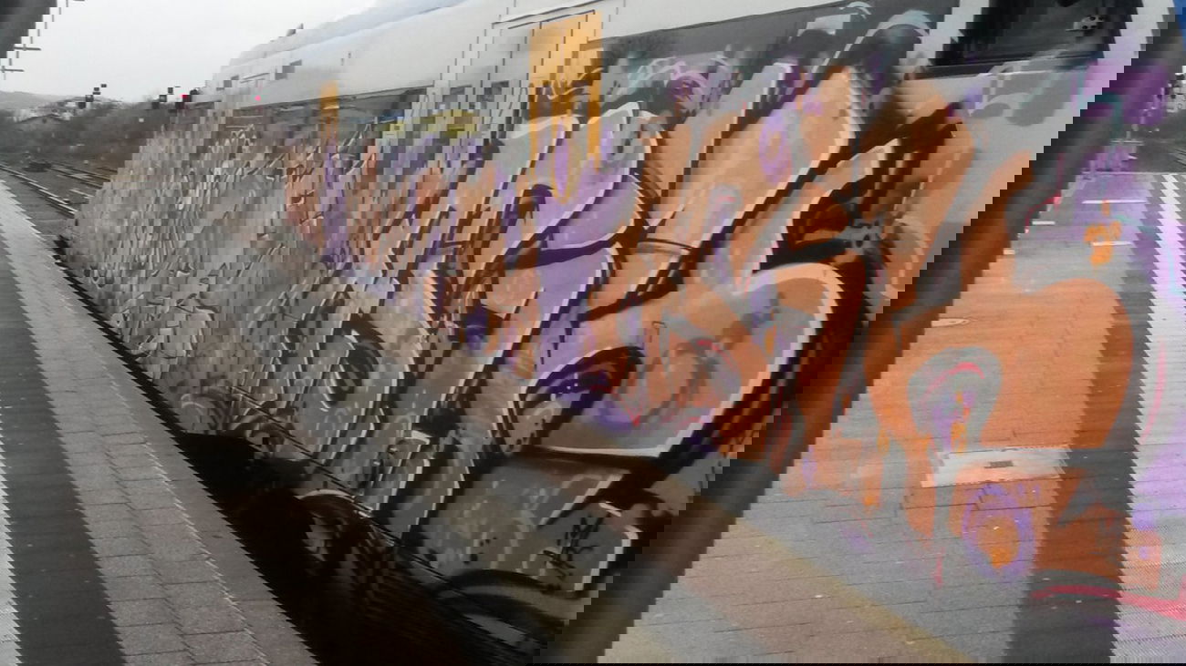 Graffiti Train - Photo by Frz_Crew - asik, .mainz.graffiti.trains (2014)