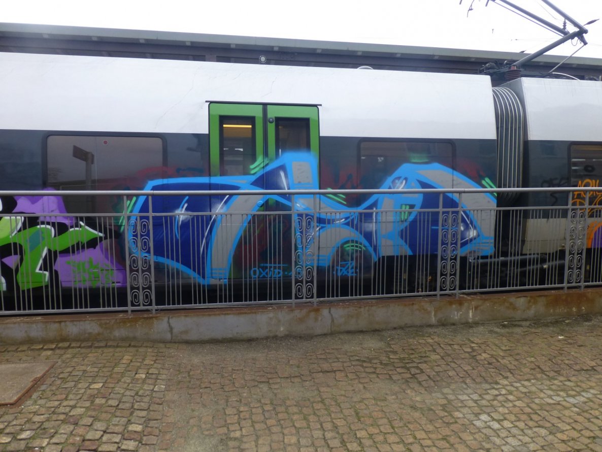 Graffiti Train - Photo by FtKdsRHrdR2KdnP - OXID, S4 (2015)