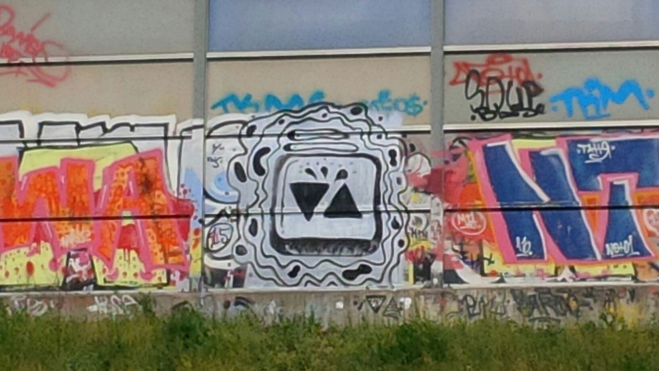 Graffiti Wall in Yaroslavsky district - Photo by FunnyCatSmile (2015)