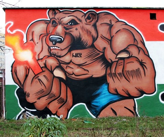 Graffiti Wall - Photo by Furiat - Bear, mi?, ultras (2013)