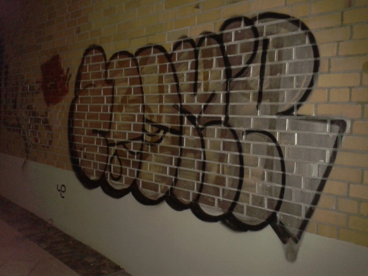 Graffiti Bombing in Kassel - Photo by Fusseloner - zoom
