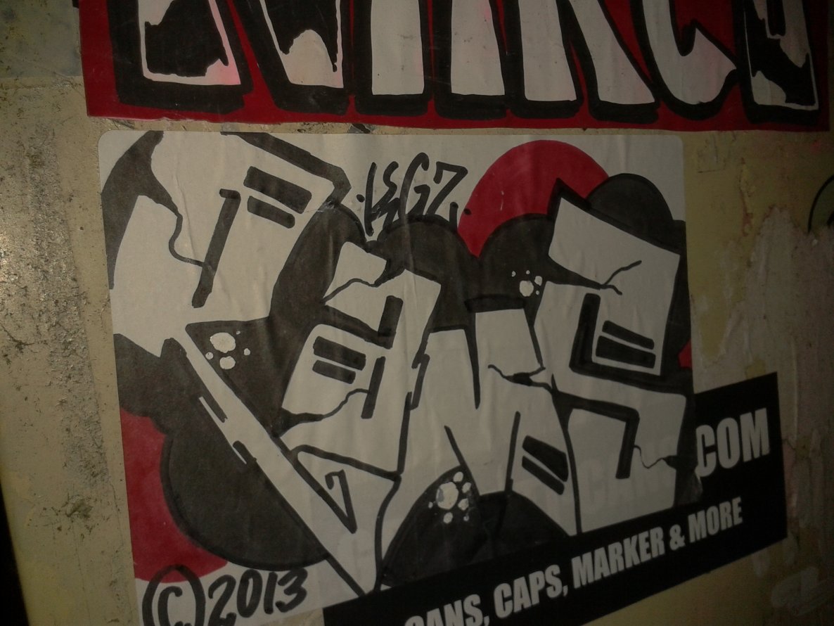 Graffiti Street Art in Hamburg - Photo by Fusseloner - rams, narco, hamburg